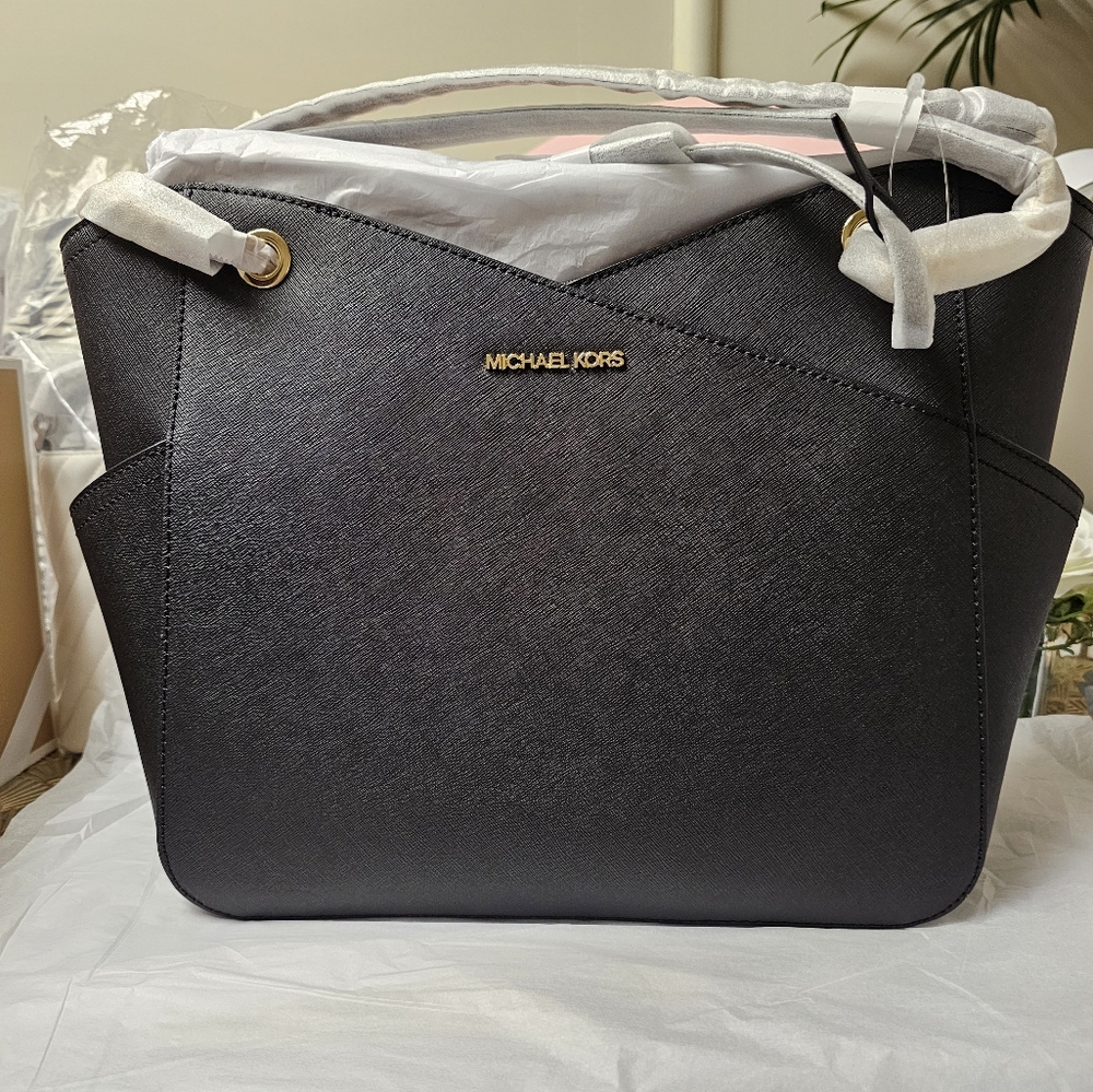 Michael Kors Jet Set Travel Large Chain Shoulder Tote Leather MK Signature